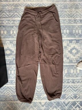 Universal Thread Mauve Brown Elastic Waist Jogger Pants